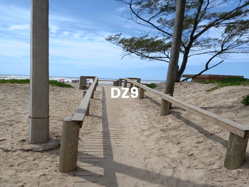 ÓTIMA POUSADA À VENDA EM CONSTRUÇÃO, A POUCOS PASSOS DO MAR: 1ª foto da galeria de imagens do imóvel