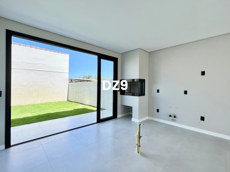 CASA COM 2 DORMITORIOS, SENDO 1 SUITE BEM LOCALIZADO!: 10ª foto da galeria de imagens do imóvel