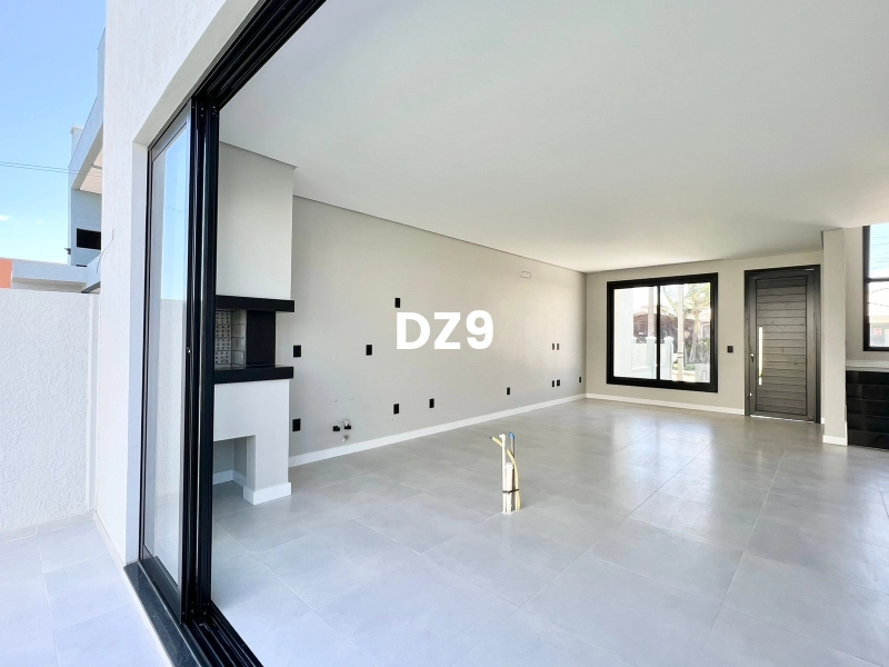 CASA COM 2 DORMITORIOS, SENDO 1 SUITE BEM LOCALIZADO!: 8ª foto da galeria de imagens do imóvel