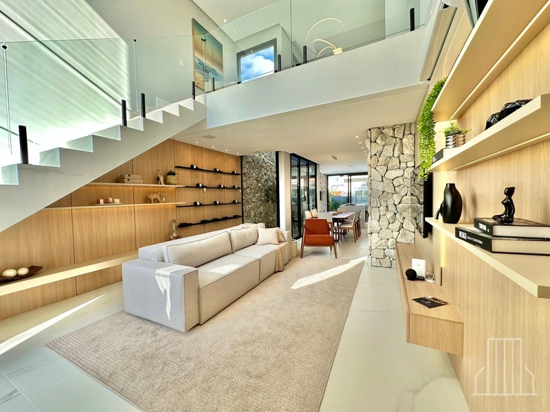 LINDA CASA DE ALTO PADRÃO NO CONDOMÍNIO BLUE EM XANGRI-LÁ: 5ª foto da galeria de imagens do imóvel