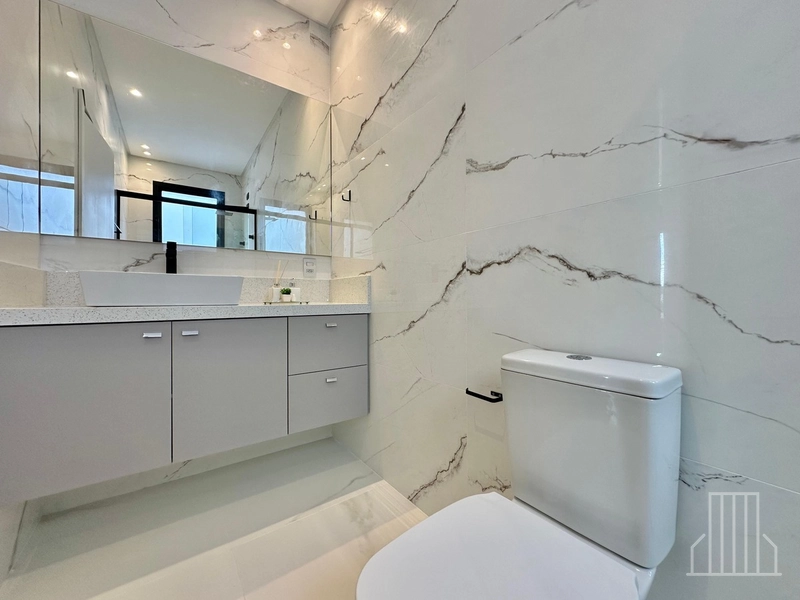 LINDA CASA DE ALTO PADRÃO NO CONDOMÍNIO BLUE EM XANGRI-LÁ: 22ª foto da galeria de imagens do imóvel