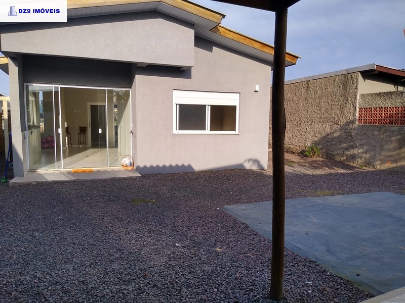 Casa próxima ao mar em Capão Novo – 2 dorms + sala comercial: 7ª foto da galeria de imagens do imóvel