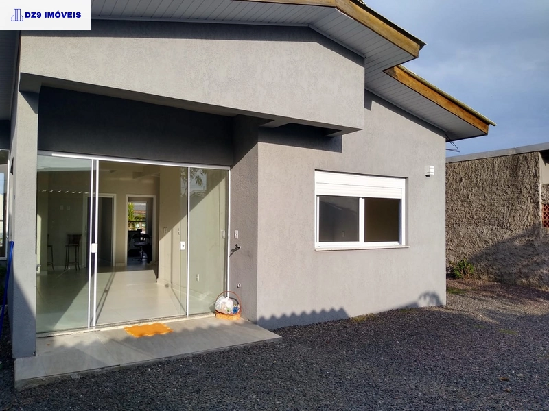 Casa próxima ao mar em Capão Novo – 2 dorms + sala comercial: 6ª foto da galeria de imagens do imóvel