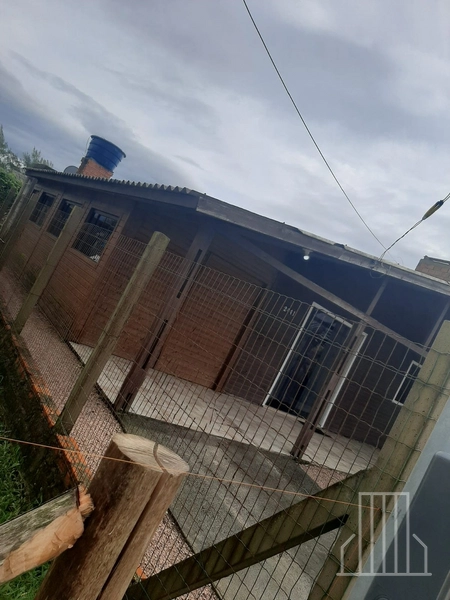 ÓTIMA CASA DE MADEIRA COM 3 DORMITÓRIOS EM CAPÃO NOVO!: 9ª foto da galeria de imagens do imóvel