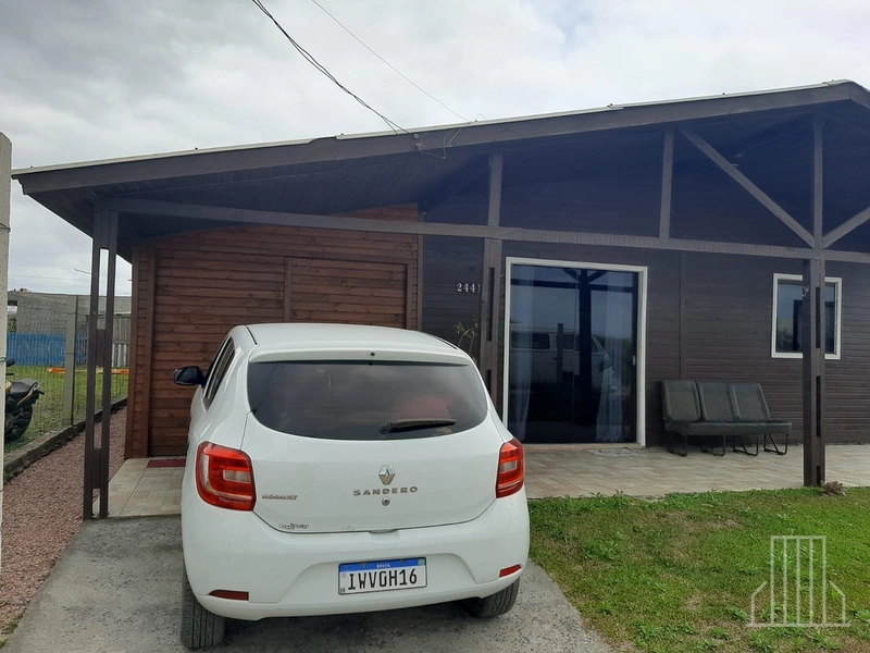 ÓTIMA CASA DE MADEIRA COM 3 DORMITÓRIOS EM CAPÃO NOVO!: 12ª foto da galeria de imagens do imóvel