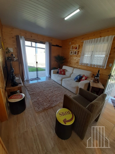 ÓTIMA CASA DE MADEIRA COM 3 DORMITÓRIOS EM CAPÃO NOVO!: 8ª foto da galeria de imagens do imóvel