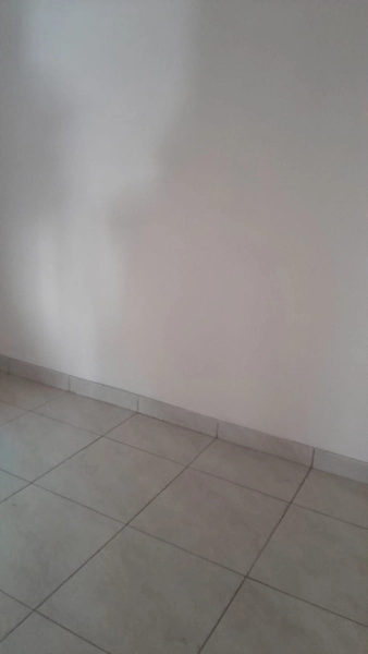 linda casa localizada na rua chile : 7ª foto da galeria de imagens do imóvel