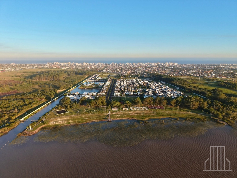 Casa Por do Sol no Condomínio Velas da Marina: Luxo, Conforto e Vista: 3ª foto da galeria de imagens do imóvel