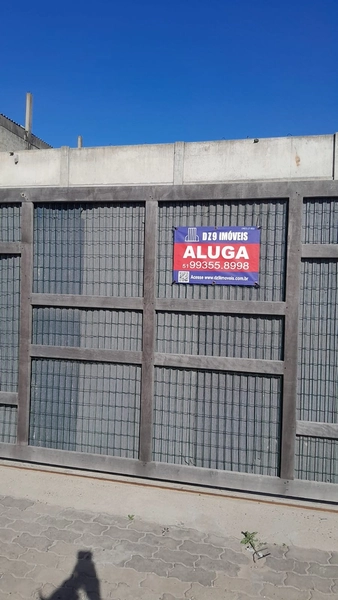 Amplo pavilhão no Jardim Beira Mar,: 1ª foto da galeria de imagens do imóvel