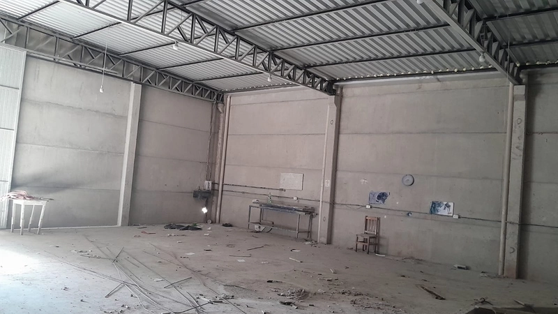 Amplo pavilhão no Jardim Beira Mar,: 4ª foto da galeria de imagens do imóvel