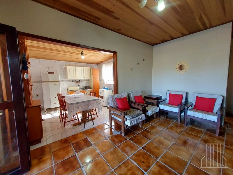 INCRÍVEL SOBRADO NO BAIRRO CAPÃO NOVO À VENDA!: 5ª foto da galeria de imagens do imóvel