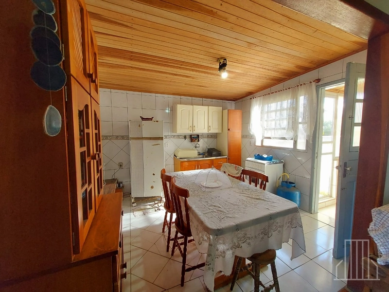 INCRÍVEL SOBRADO NO BAIRRO CAPÃO NOVO À VENDA!: 4ª foto da galeria de imagens do imóvel