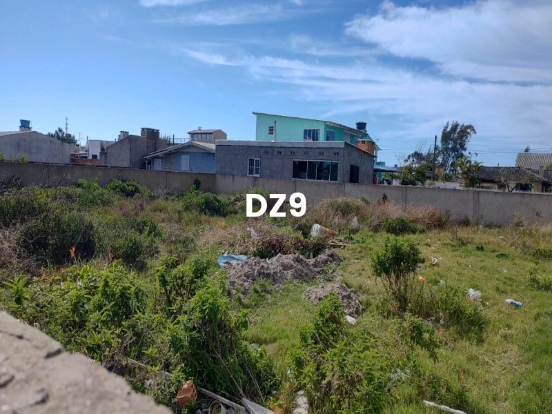 EXCELENTE TERRENO NO BAIRRO JARDIM BEIRA MAR EM CAPÃO DA CANOA!: 1ª foto da galeria de imagens do imóvel