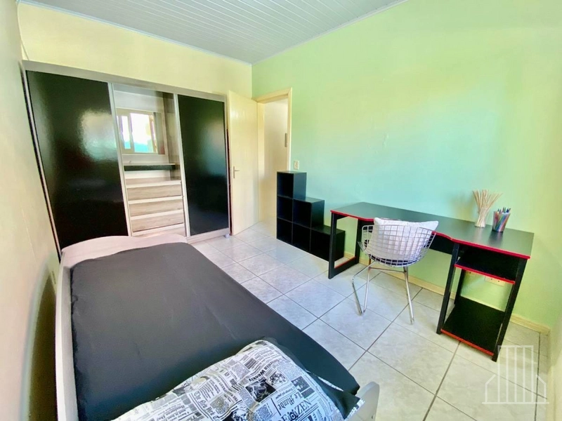 LINDA CASA COM PÁTIO AMPLO NO BAIRRO SANTO ANTÔNIO, EM CAPÃO DA CANOA: 11ª foto da galeria de imagens do imóvel