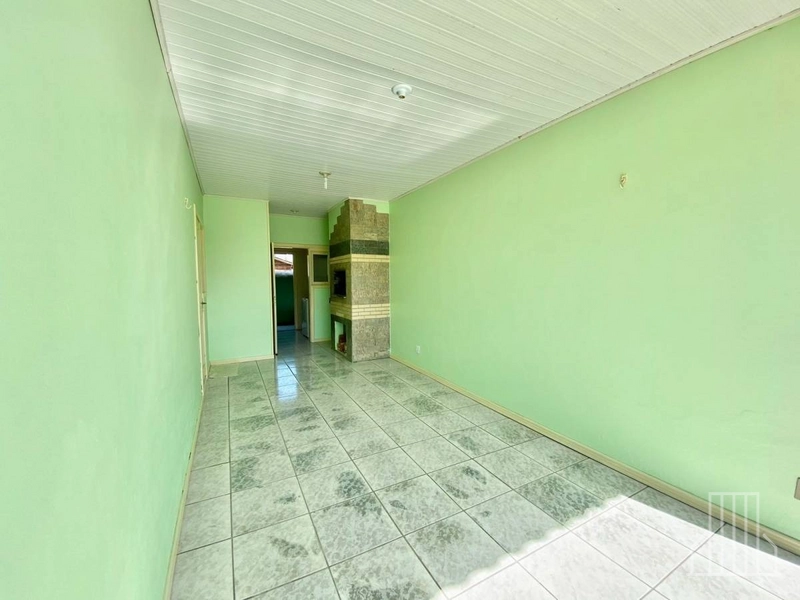 LINDA CASA COM PÁTIO AMPLO NO BAIRRO SANTO ANTÔNIO, EM CAPÃO DA CANOA: 15ª foto da galeria de imagens do imóvel