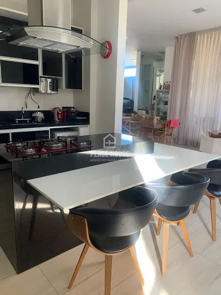 Casa com 4 dormitórios à venda, 474 m² por R$ 3.950.000,0 JD Barcelona: 6ª foto da galeria de imagens do imóvel