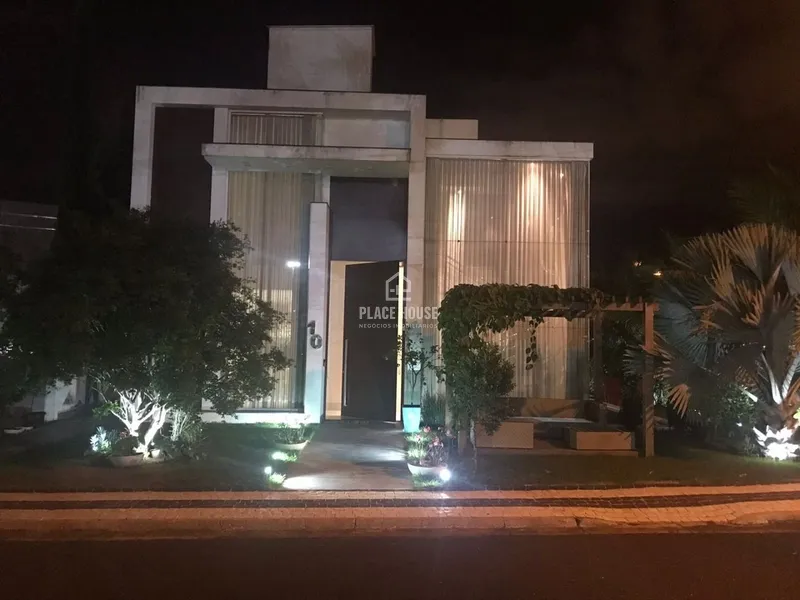 Casa com 4 dormitórios à venda, 474 m² por R$ 3.950.000,0 JD Barcelona: 2ª foto da galeria de imagens do imóvel