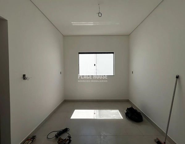 Oportunidade Única: Casa Recém-Reformada com Amplo Terreno e Localização Estratégica!: 9ª foto da galeria de imagens do imóvel