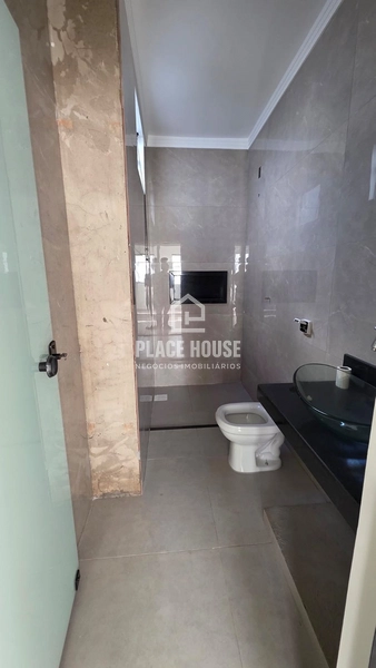 Casa de Esquina 2 Qts (1 Suíte) no Jardim Europa - Aceita Financiamento: 3ª foto da galeria de imagens do imóvel