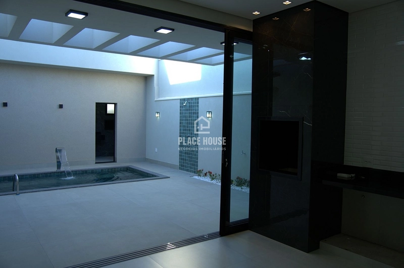  Casa de Alto Padrão à Venda no Reserva dos Ipês | 3 Suítes e Piscina: 20ª foto da galeria de imagens do imóvel