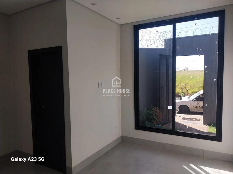Casa no Portal do Vale - Uberlândia - MG: 24ª foto da galeria de imagens do imóvel