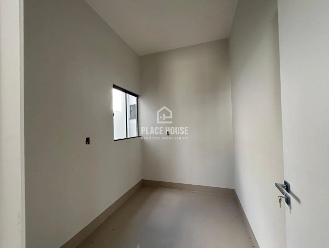  VENDO CASA DE 3 QUARTOS SENDO 1 SUÍTE E CLOSET - UBERLÂNDIA: 4ª foto da galeria de imagens do imóvel