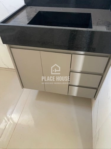  VENDO CASA DE 3 QUARTOS SENDO 1 SUÍTE E CLOSET - UBERLÂNDIA: 8ª foto da galeria de imagens do imóvel