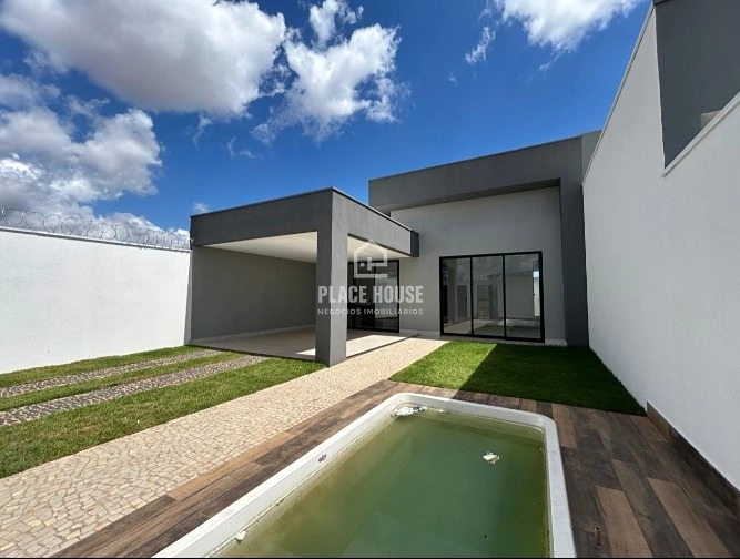 VENDO CASA DE 3 QUARTOS SENDO 1 SUÍTE E CLOSET - UBERLÂNDIA: 2ª foto da galeria de imagens do imóvel