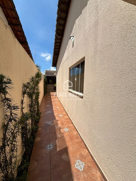 Linda Casa com 3 Quartos e Área Gourmet no Jardim Holanda: 17ª foto da galeria de imagens do imóvel