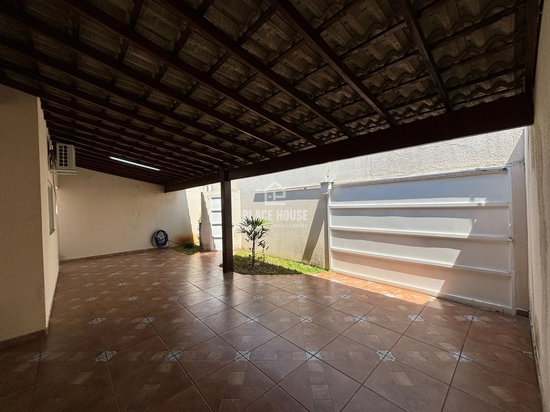 Linda Casa com 3 Quartos e Área Gourmet no Jardim Holanda: 8ª foto da galeria de imagens do imóvel