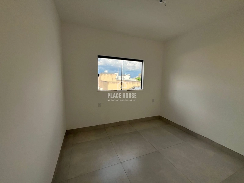 Casa Duplex estilo Sobrado à Venda  com 03 quartos, 01 suite – Novo Mundo/ Vida Nova- Uberlândia - MG: 9ª foto da galeria de imagens do imóvel