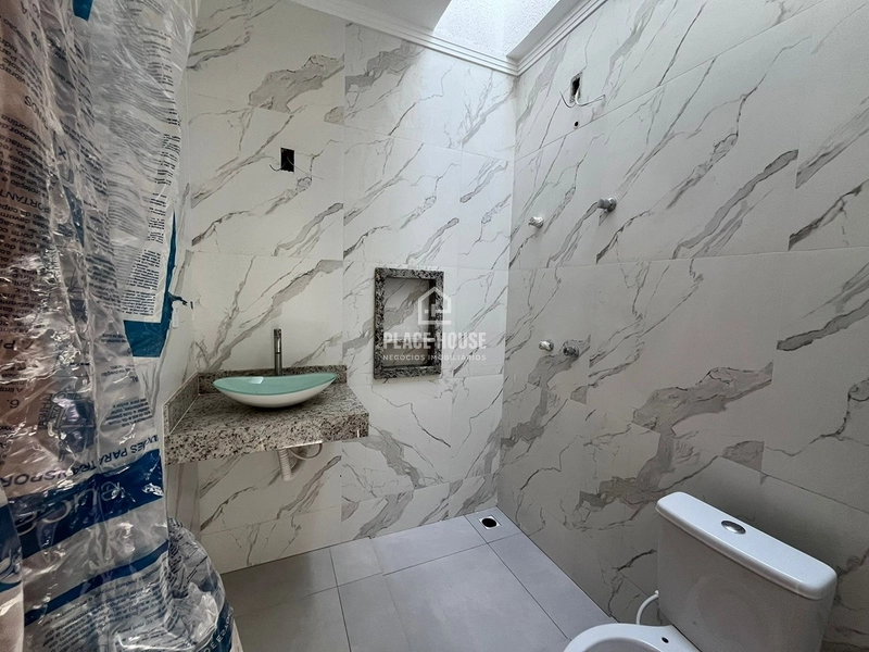 Casa Duplex estilo Sobrado à Venda  com 03 quartos, 01 suite – Novo Mundo/ Vida Nova- Uberlândia - MG: 8ª foto da galeria de imagens do imóvel