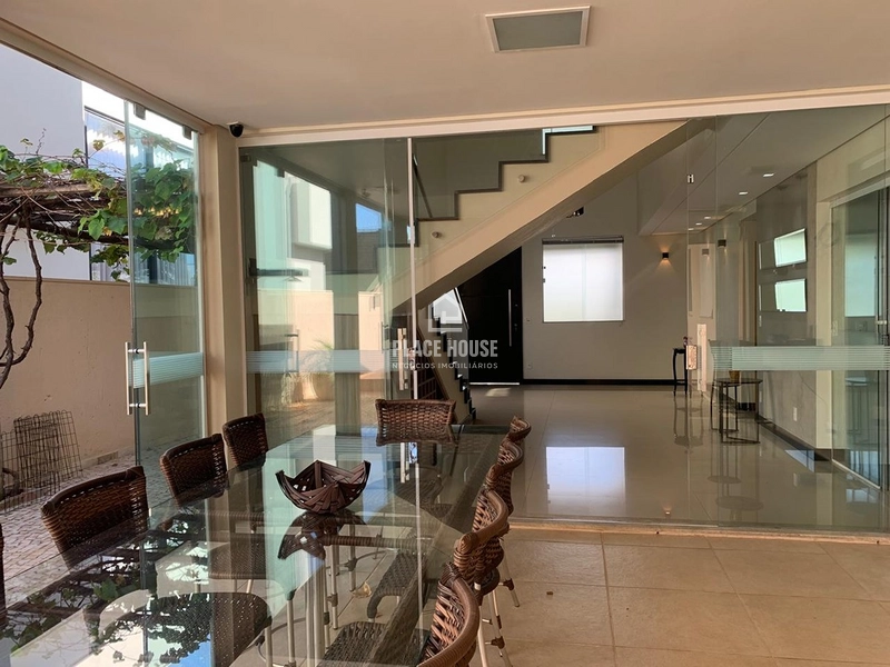 Casa sobrado com 3 quartos - Condomínio Paradiso Ecologico - Uberlândia-MG: 5ª foto da galeria de imagens do imóvel