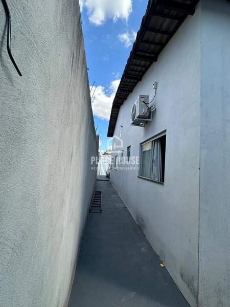 Oportunidade Única no Jardim Holanda: Casa de Esquina + Ponto Comercial!: 5ª foto da galeria de imagens do imóvel