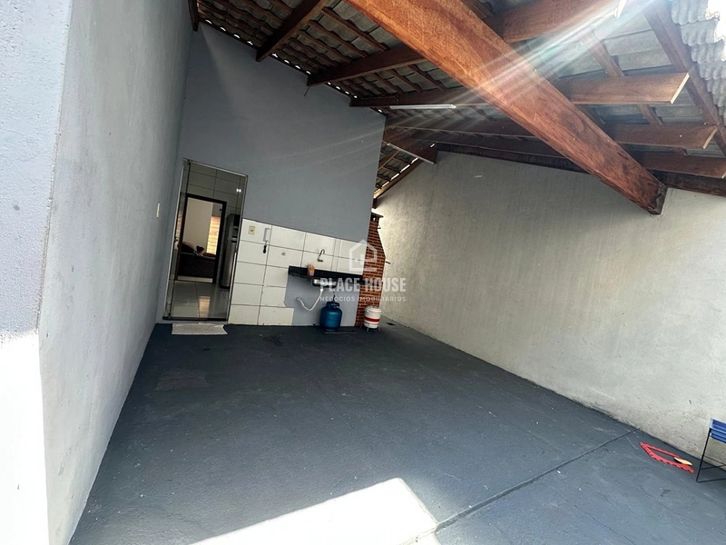 Oportunidade Única no Jardim Holanda: Casa de Esquina + Ponto Comercial!: 6ª foto da galeria de imagens do imóvel