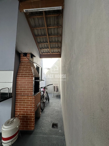 Oportunidade Única no Jardim Holanda: Casa de Esquina + Ponto Comercial!: 18ª foto da galeria de imagens do imóvel