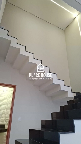 Casa sobrado com 3 quartos - B. Morada da Colina - Uberlândia-MG: 6ª foto da galeria de imagens do imóvel