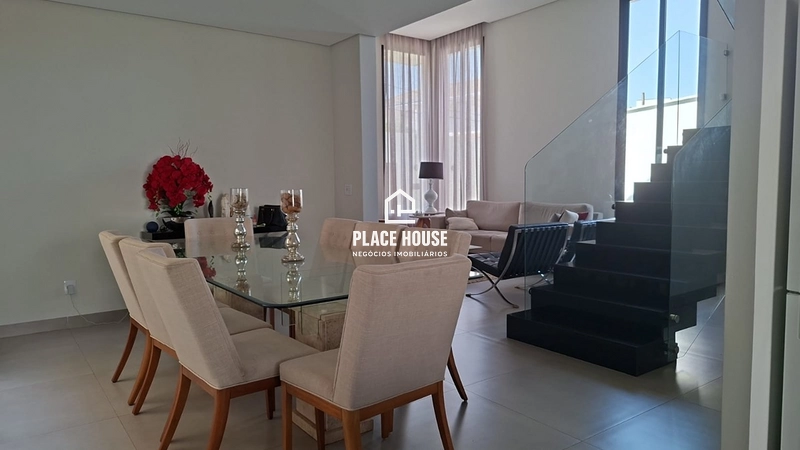 Casa sobrado com 3 quartos - B. Morada da Colina - Uberlândia-MG: 3ª foto da galeria de imagens do imóvel