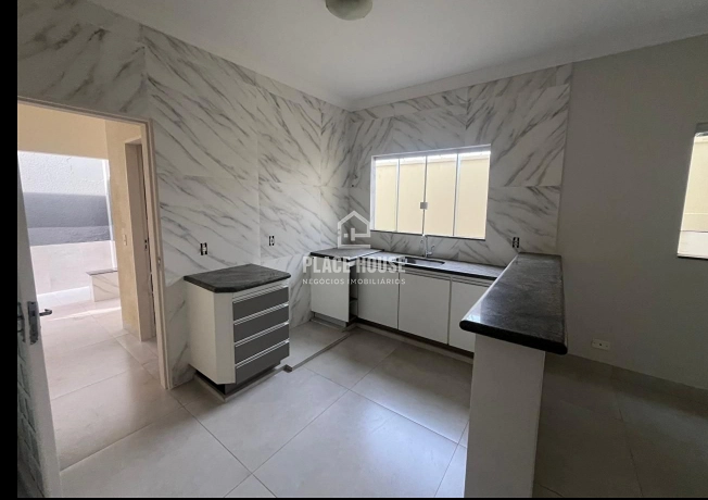 Casa à Venda com 03 quartos, 01 suite – Santa Mônica/Segismundo Pereira - Uberlândia - MG: 5ª foto da galeria de imagens do imóvel