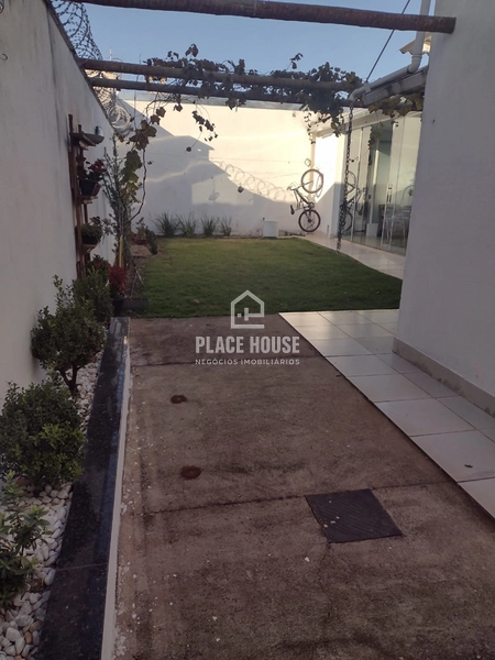 Casa com 3 quartos, acabamento premium e estrutura pronta para construir o 2º andar!: 10ª foto da galeria de imagens do imóvel