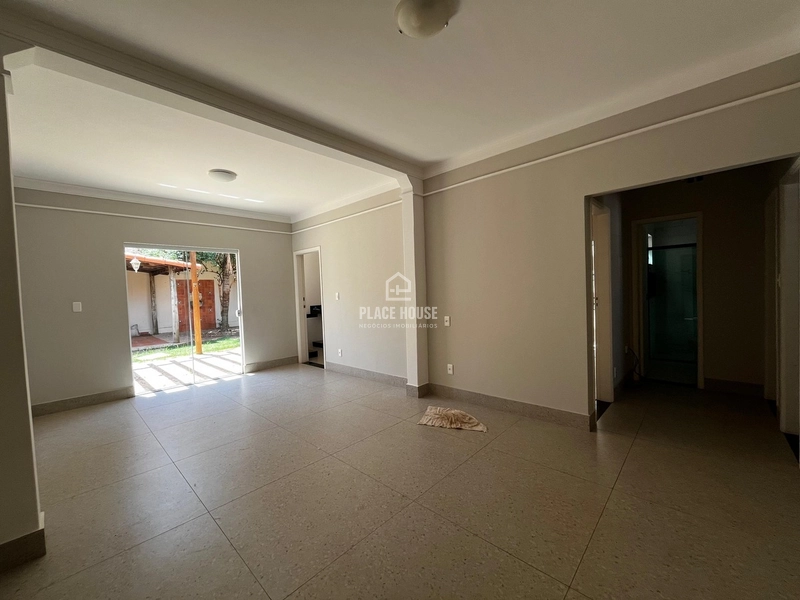 Casa com 3 dormitórios no bairro Cidade Jardim.: 3ª foto da galeria de imagens do imóvel