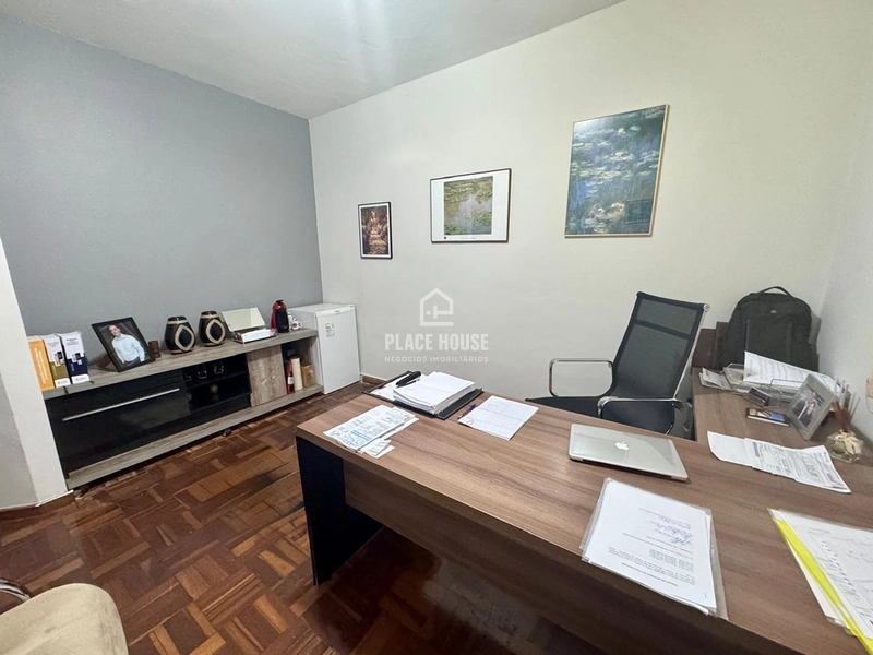 CASA A VENDA NO VIGILATO PEREIRA – EM FRENTE AO CLUBE CAJUBÁ!: 15ª foto da galeria de imagens do imóvel