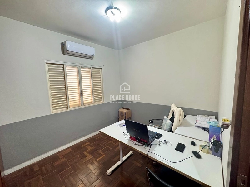 CASA A VENDA NO VIGILATO PEREIRA – EM FRENTE AO CLUBE CAJUBÁ!: 13ª foto da galeria de imagens do imóvel