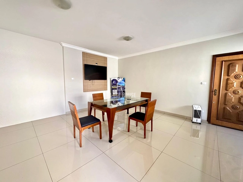 CASA A VENDA NO VIGILATO PEREIRA – EM FRENTE AO CLUBE CAJUBÁ!: 2ª foto da galeria de imagens do imóvel