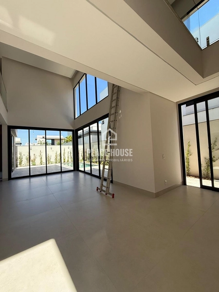 Casa sobrado com 3 suites em condomínio - Zona sul  - Uberlândia-MG: 3ª foto da galeria de imagens do imóvel