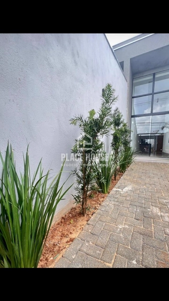 Casa à Venda com 02 quartos, 01 suite – Jardim Patrícia - Uberlândia - MG: 1ª foto da galeria de imagens do imóvel
