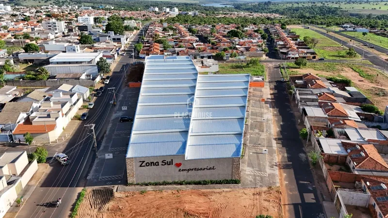 Barracão, 160 m² - venda por R$ 759.000 ou aluguel por R$ 3.800/mês - Shopping P: 2ª foto da galeria de imagens do imóvel