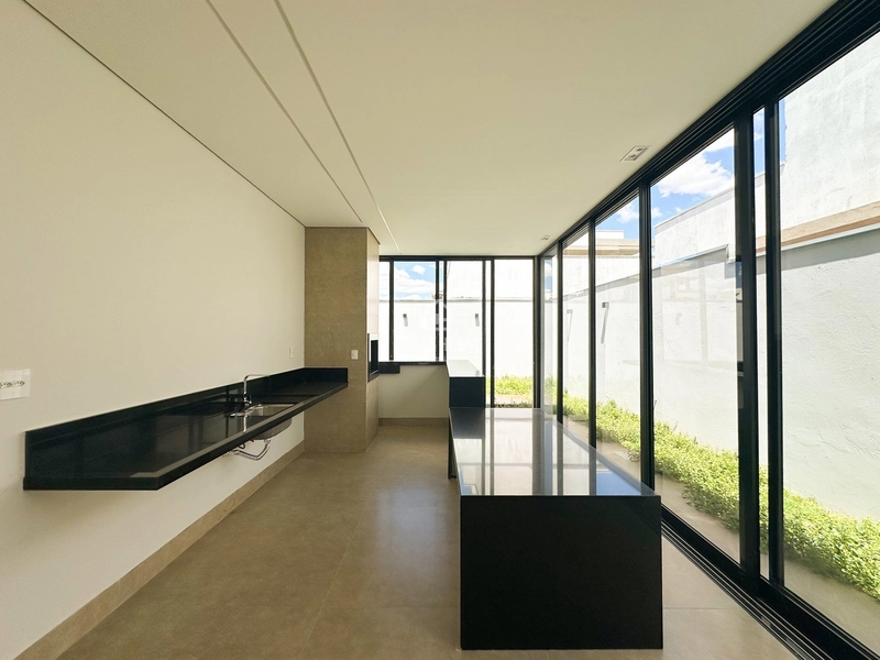 Casa com 3 dormitórios à venda, 215 m² por R$2.740.000,00 - Tamboré: 10ª foto da galeria de imagens do imóvel