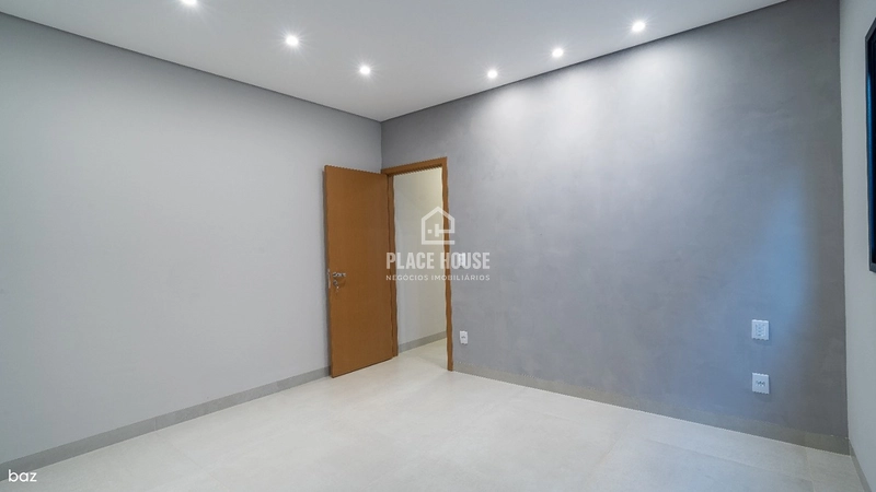 BELÍSSIMA CASA A VENDA NO BAIRRO JARDIM EUROPA: 16ª foto da galeria de imagens do imóvel