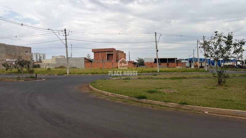 Oportunidade Única: Lote de Esquina na Avenida no bairro Minas Gerais: 5ª foto da galeria de imagens do imóvel